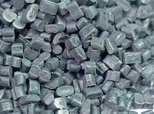 黑膜PE再生颗粒